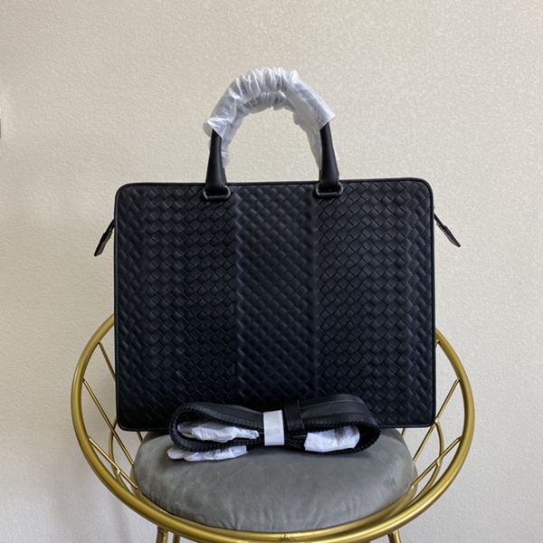 ボッテガヴェネタバッグ着用イメージ